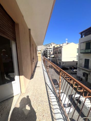 Palermo – Via Aloisio Juvara 42/n | Appartamento di 94 mq con ampio balcone - Foto 6
