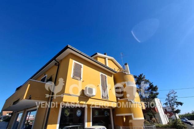 Appartamento di 65 m² con 2 locali e box auto in vendita a Fano