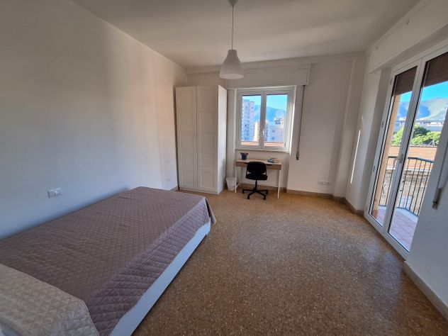 Camere nei pressi di universita' centro storico piazza indipendenza - Foto 5