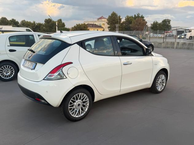 Lancia Ypsilon 1.3 MJT 16V 95 CV 5 porte S&S Gold - Foto 6