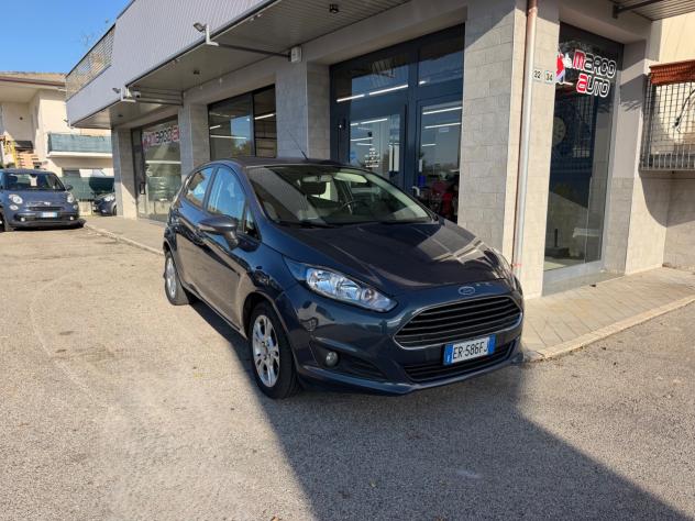 Ford Fiesta 1.4 GPL Neopatentati - Foto 3