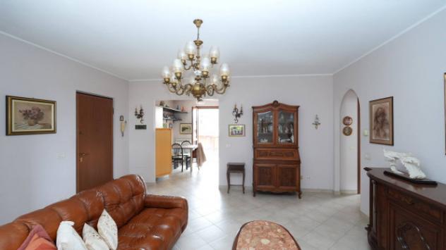 Appartamento di 104 m² con 3 locali e box auto in vendita a Crescentino - Foto 2