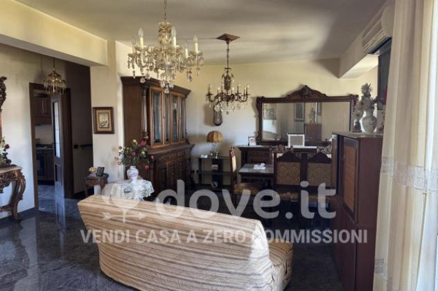Appartamento di 156 m² con 4 locali e box auto in vendita a Reggio Calabria - Foto 3