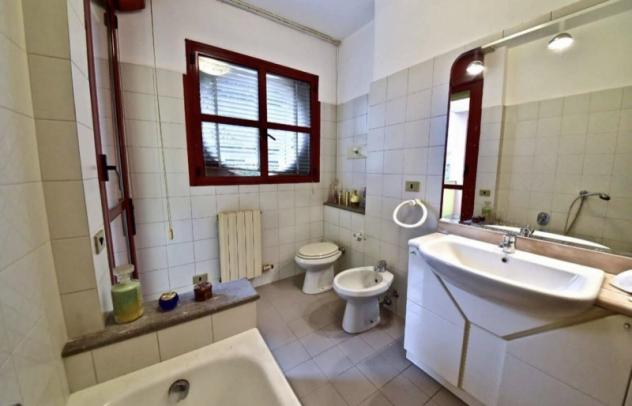 Trilocale arredato con giardino € 950 libero da maggio - Foto 6