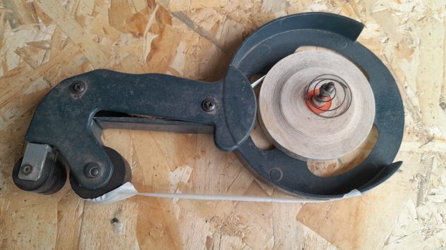 Nastro Carta preincollato forato per impiallacciatura da 1,5 cm.lunghezza 200ml - Foto 6