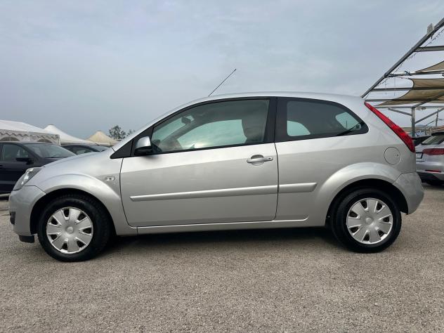Ford Fiesta 1.2 Benzina - Foto 6