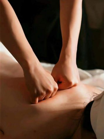 TEL-3242104050-RAGAZZA ORIENTALI MASSAGGI RILASSANTE DOLCE CARINA - Foto 2