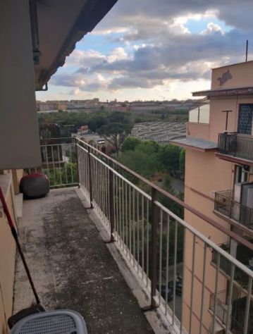 CASAL BERTONE-QUADRILOCALE CON BALCONE