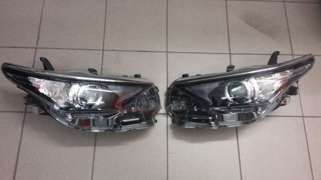 VENDESI RICAMBI per Toyota Auris Touring