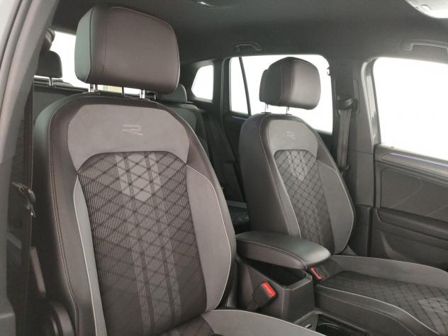 Volkswagen Tiguan R-Line 2.0 TDI SCR 110 kW (150 CV) DSG - Foto 8