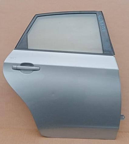 PORTA POST.D. GRIGIO MEDIO MET CON ALZACR. SUBARU IMPREZA (Vari Piccoli Bullini Grandine) 999-U49342 Carrozzeria  Lamierati esterni  Porte  Porta post