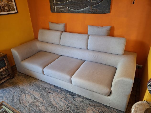Divano moderno a tre posti - Foto 3