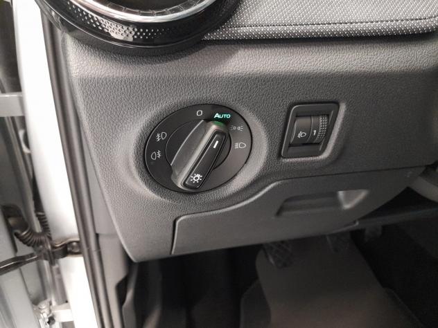 Škoda Fabia 1.0 MPI Evo 59KW SELECTION - Foto 10