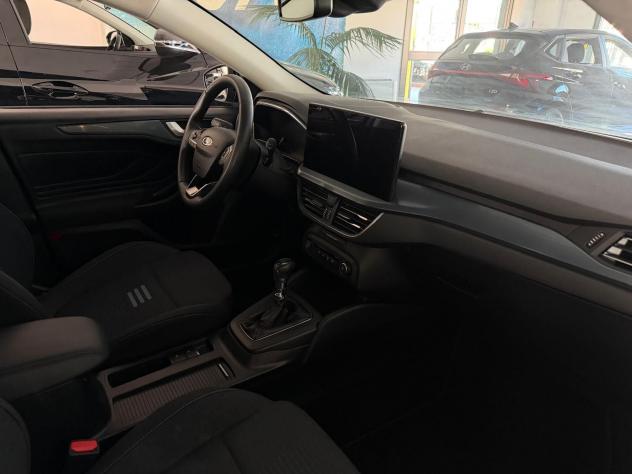 Ford Focus 1.0 EcoBoost Hybrid 125cv Active - Foto 6