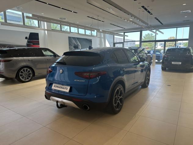 Alfa Romeo Stelvio 2.2 Turbo Diesel 210CV Veloce - GANCIO TRAINO !!! - Foto 5