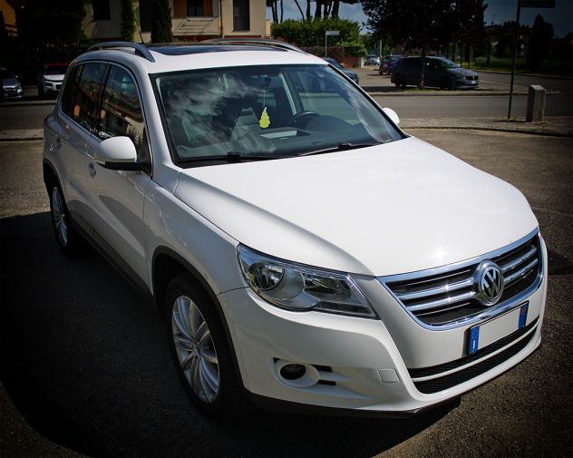 Volkswagen Tiguan 2.0 TDI 4MOT Tiptronic Sport & Style (140 CV) - Foto 6