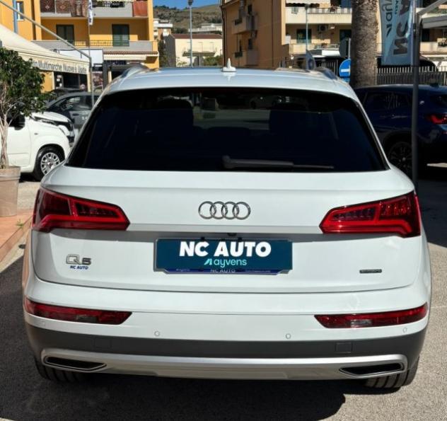 AUDI Q5 40 TDI 204 CV quattro S tronic Business Design rif. 24198901 - Foto 3