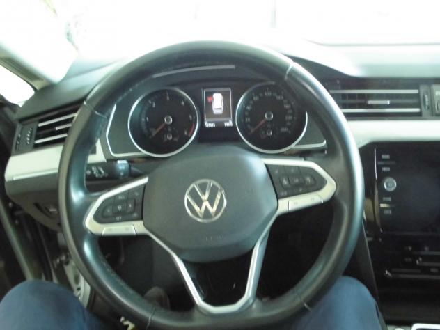Volkswagen Passat Variant 2.0 TDI SCR EVO Business - Foto 10