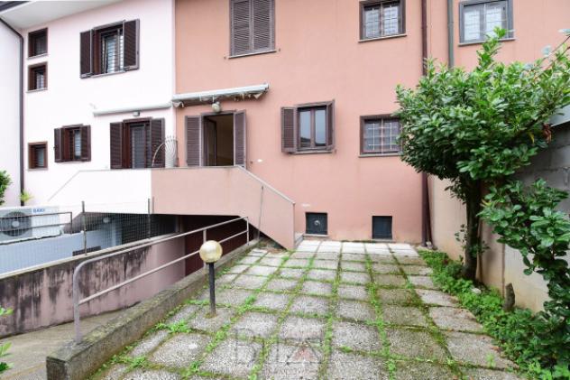 Villetta a schiera di 150 m² con 3 locali e box auto doppio in affitto a Seregno - Foto 11