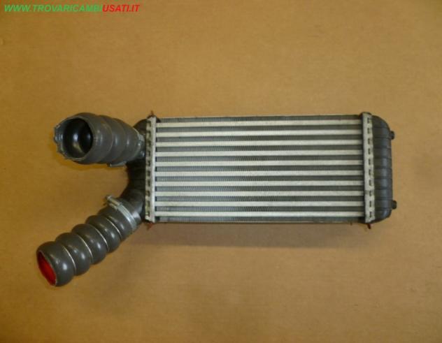 SCAMBIATORE ARIA/ARIA 1.6 DIESEL 8V61-9L440-CE FORD C-MAX (CB7)  Meccanica  Scarico e iniezione  Aspirazione  Intercooler FORD - C-MAX - 01-11-2010 -