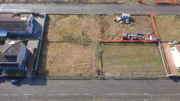 Terreno edificabile in vendita a Sissa Trecasali