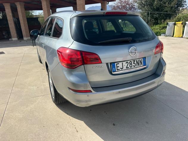 Opel Astra 1.7 CDTI 125CV - Foto 4