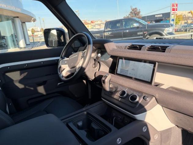 LAND ROVER Defender 110 3.0D I6 200 CV MHEV AWD Auto SE - UNIPROP. rif. 24208994 - Foto 7