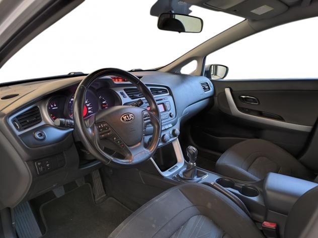 Kia cee'd 1.6 CRDi 110 CV (81 KW) SW COOL COMMERCIANTI - Foto 10