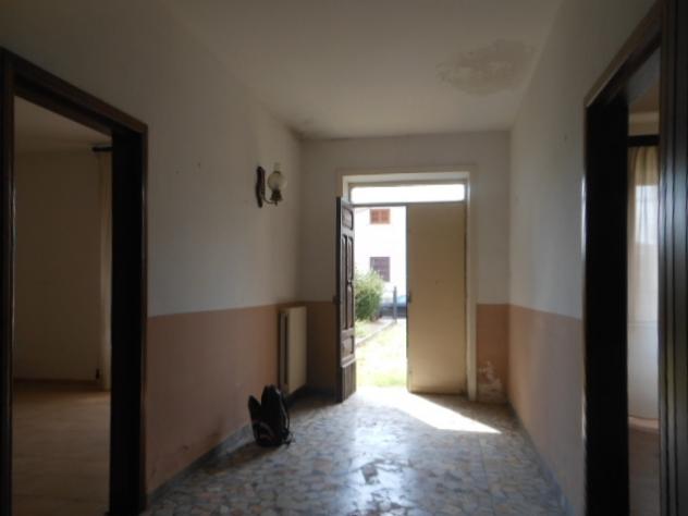 2072/ PIETRAMELARA Appartamento di 100 mq al piano terra di una villetta bifamiliare al centro di Pietramelara, in via Giuseppe Garibaldi, n.16 con gi - Foto 3