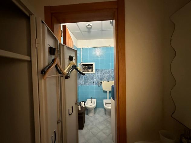 Oltre 3 vetrine in affitto a Napoli - Foto 9
