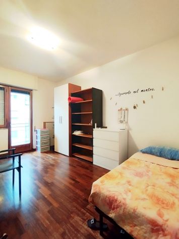 A LATINA 2 STANZE SINGOLE PER 2 STUDENTESSE. A PARTIRE DAL 01-11-2026