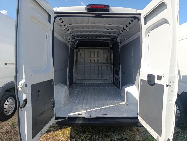FIAT Ducato 35 2.2 Mjt 140CV PLM-TA Furgone - Foto 5