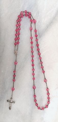 ANTICO BELLISSIMO ROSARIO IN CRISTALLO ROSA SFACCETTATO E ARGENTO, 1920 CIRCA. - Foto 6