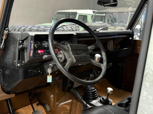 LAND ROVER Defender 90 diesel Soft-top rif. 23684879 - Foto 10