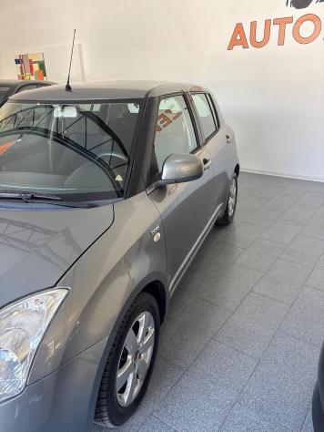 Suzuki Swift 1.3 DDiS 5p. GL Safety Pack - Foto 3
