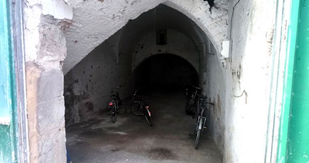 Rif.07G Bernalda Via Cavour - Vendesi garage/deposito 55mq - Foto 2