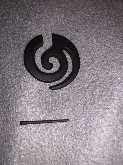 UN ORECCHINO FATTO A MANO IN LEGNO ETNICO PER INIZIARE LA DILATAZIONE LOBO - Foto 8