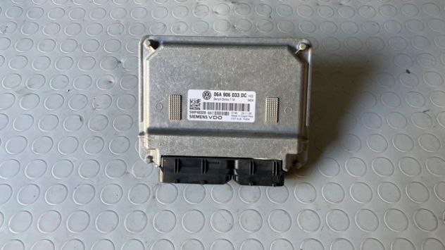 Centralina motore Volkswagen Golf Plus 1.6 benzina del 2007 (06A906033DC)