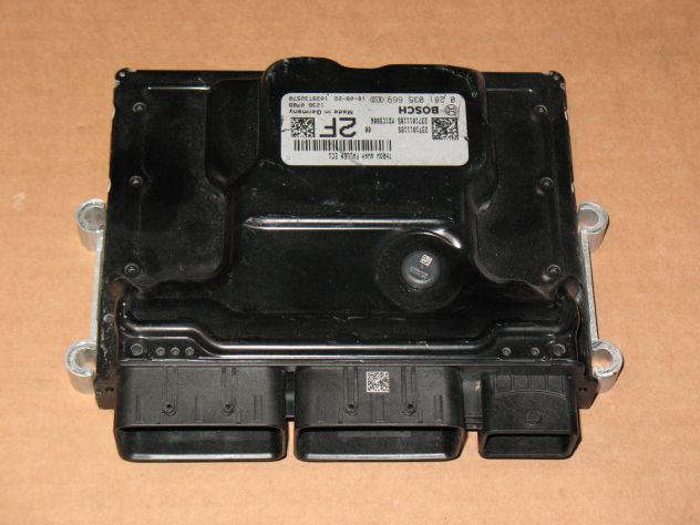 0281035669 ECU DACIA DUSTER RENAULT NISSAN 2F 0281035669 237101118S MD1CS006