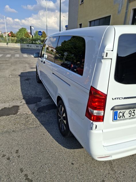 Vendesi Mercedes Vito Tourer 116 extralong select - Foto 4