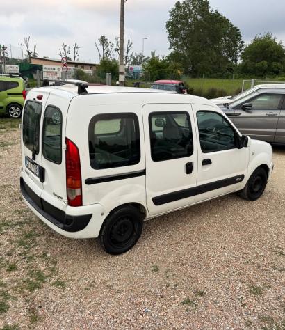 Renault Kangoo 1.5 dCi/84CV 5p. Confort - Foto 10