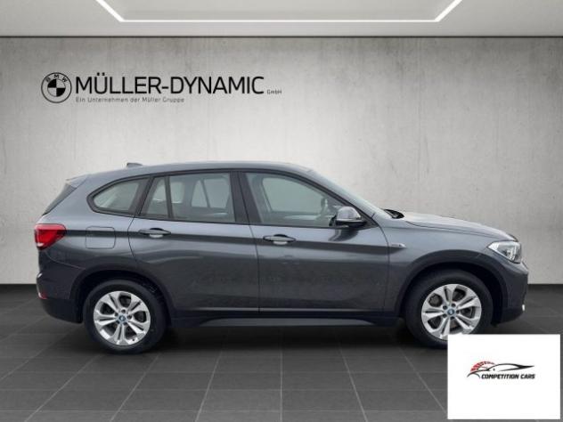 BMW X1 xDrive25e ADVANTAGE LED NAVI PANO BI-ZONA PDC rif. 22597086 - Foto 5