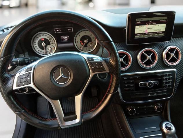 Mercedes-benz A 200 d Premium AMG - Foto 6