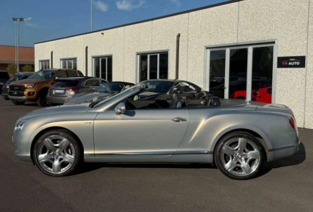 Bentley Continental GTC 6.0 W12 Mulliner 560Cv Biturbo SOLO 19.000 KM - Foto 2