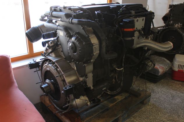 Motore USATO STRALIS 460 E6 F3GFE611B-C058 (6000KM) - Foto 2