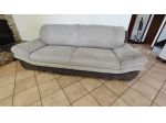 Vendo divani 2 e 3 posti