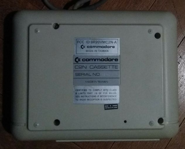 Commodore Datassette 1530 C2N in confezione originale (LEGGERE BENE ANNUNCIO) - Foto 4