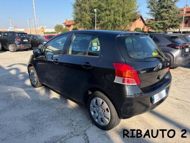 TOYOTA Yaris 1.0 5 porte Sol rif. 24204321 - Foto 9