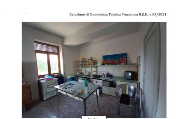 Immobile in asta di 106 m² con più di 5 locali in vendita a Potenza - Foto 9