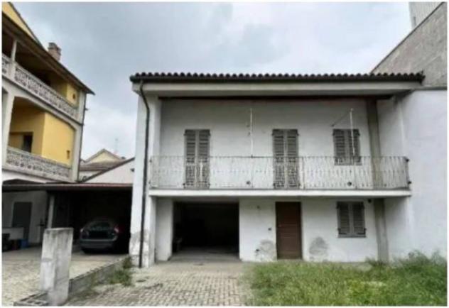 Immobile in asta di 99 m², box auto in vendita a Trino - Foto 2